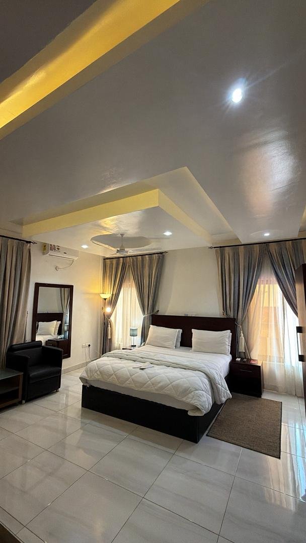 Room image 3